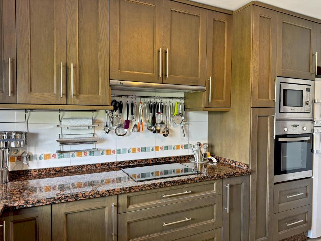 Kuchnia lub aneks kuchenny w obiekcie Apartamento Esencia - Ole Solutions