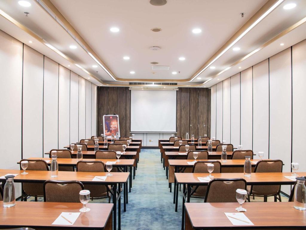 Zona de negocis o sala de conferències de Ibis Bandung Pasteur