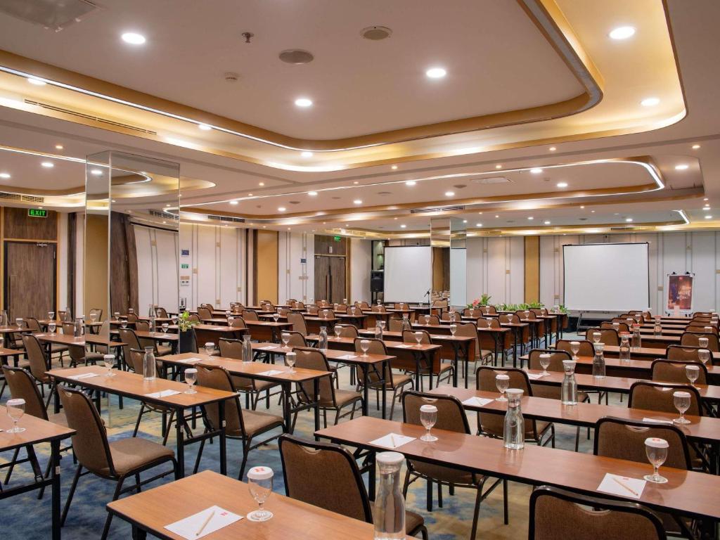 Zona de negocis o sala de conferències de Ibis Bandung Pasteur