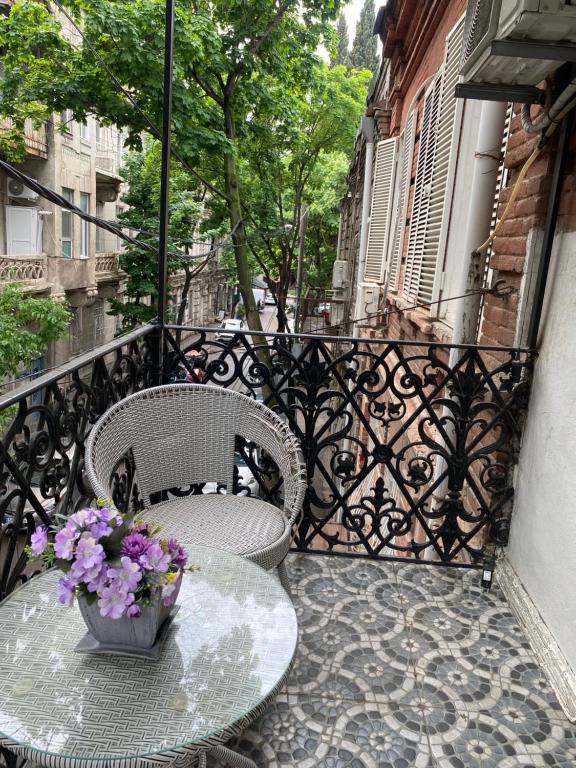 Balkón nebo terasa v ubytování Cozy Rooms Tbilisi