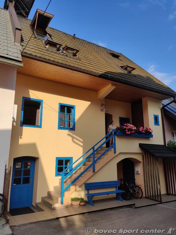 Budova, kde se rezort nachází