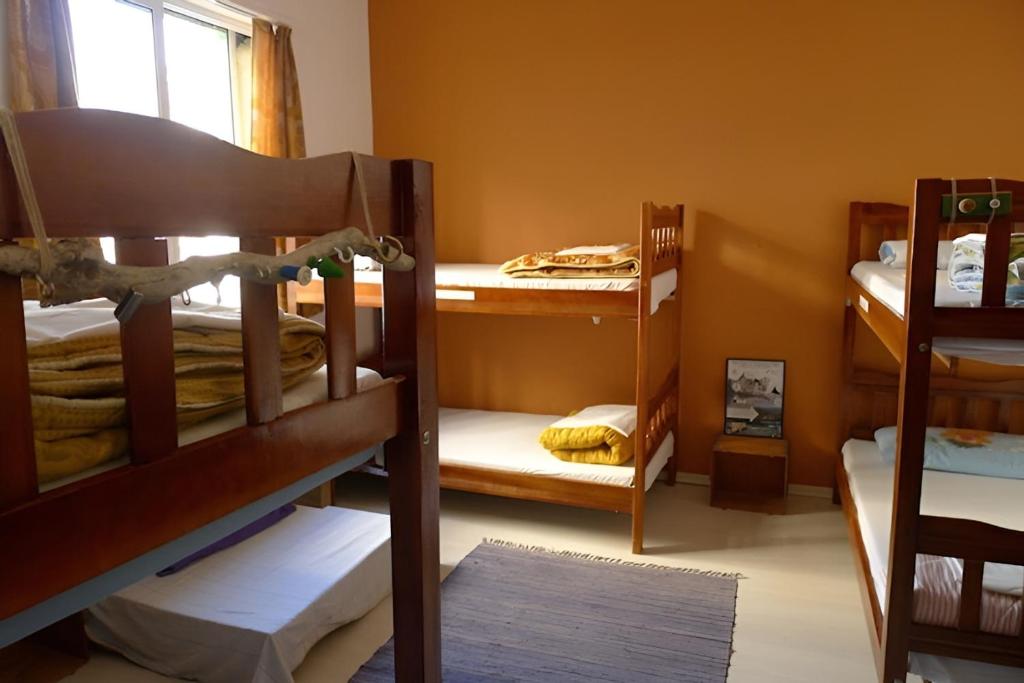 Postel nebo postele na pokoji v ubytování Tirana Backpacker Hostel