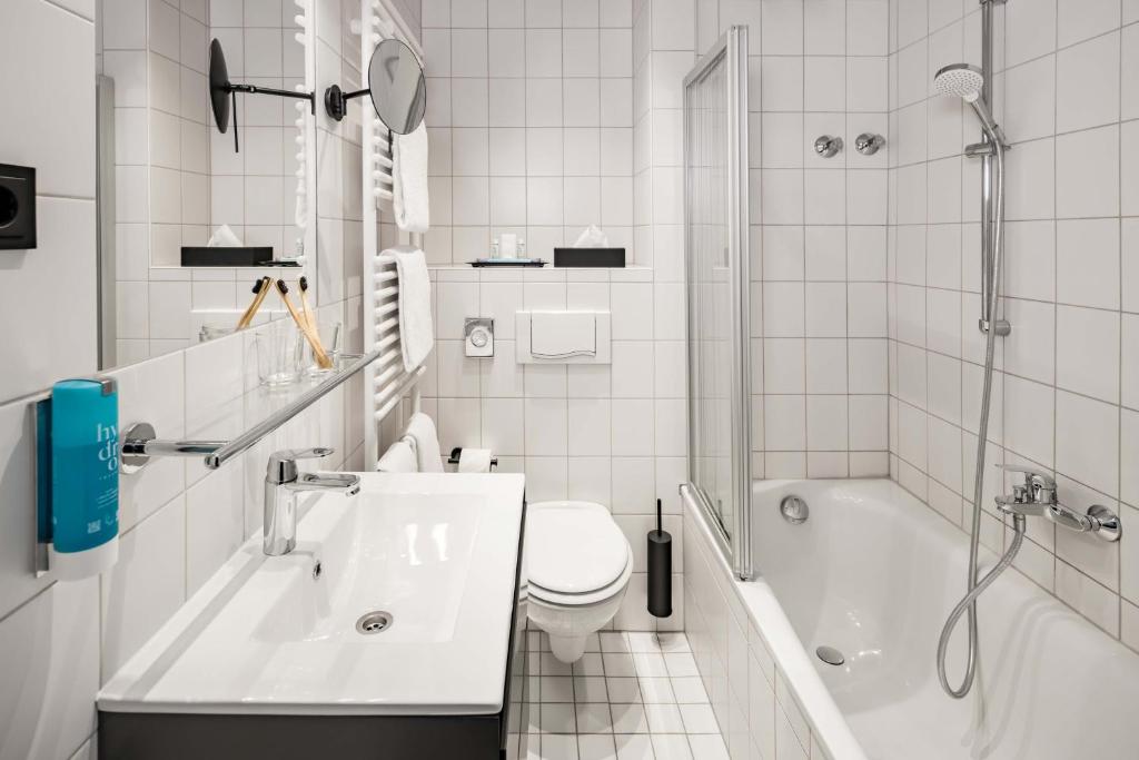 Hotel AMANO Düsseldorf - Resim 42
