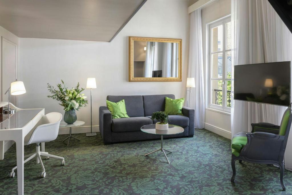 Renaissance Paris Nobel Tour Eiffel Hotel - Resim 36