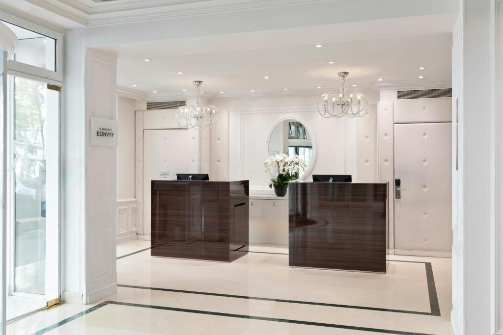 Renaissance Paris Nobel Tour Eiffel Hotel - Resim 15