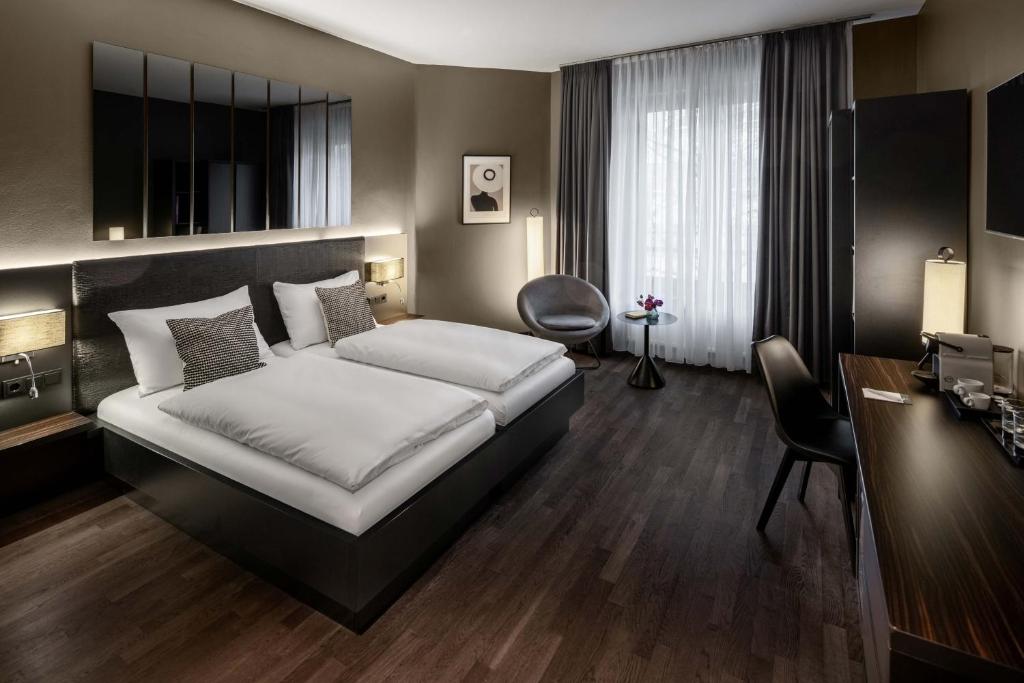 Hotel AMANO Düsseldorf - Resim 28