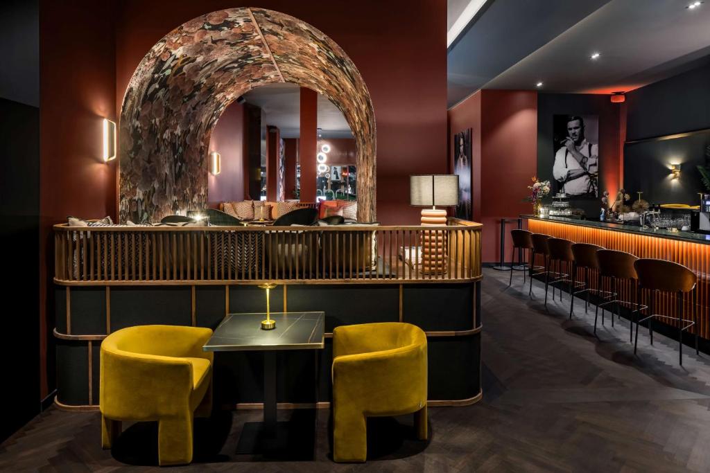 Hotel AMANO Düsseldorf - Resim 16