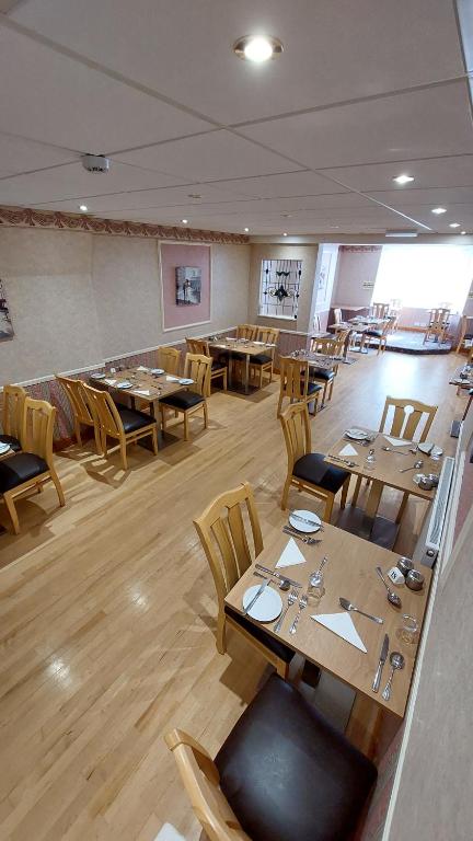 White Heather Hotel - Resim 3