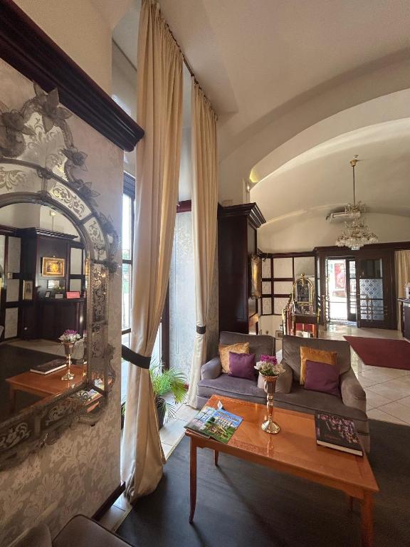 Hotel Am Schubertring的休息区