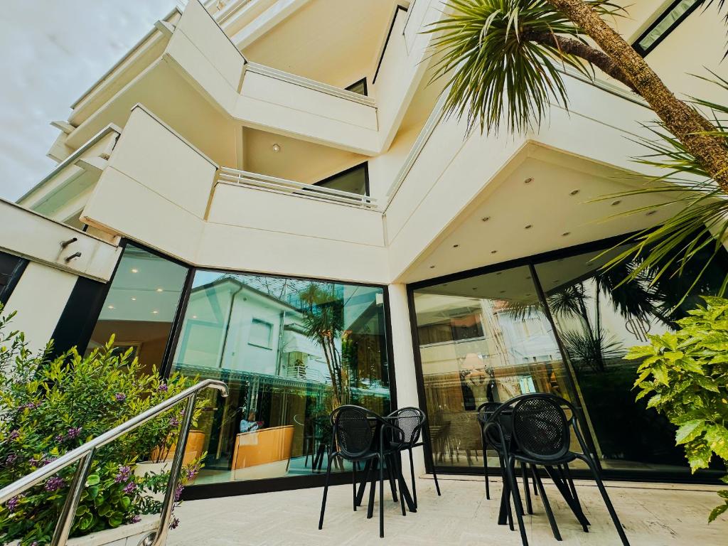 Hotel President - Vintage Hotel in centro - Resim 9