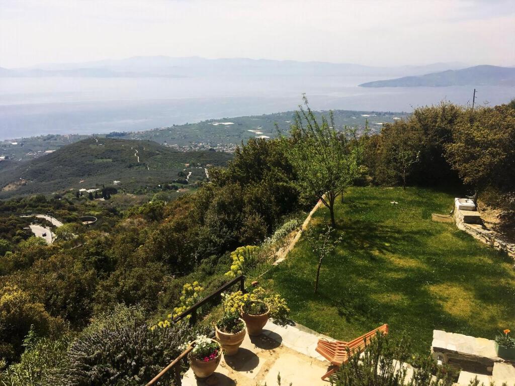 Fotografie z fotogalerie ubytování Great Pelion Villa Villa Selini 4 Bedrooms Private Pool Aghios Georgios v destinaci Agios Georgios Nilias