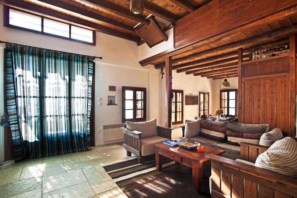 Fotografie z fotogalerie ubytování Great Pelion Villa Villa Selini 4 Bedrooms Private Pool Aghios Georgios v destinaci Agios Georgios Nilias