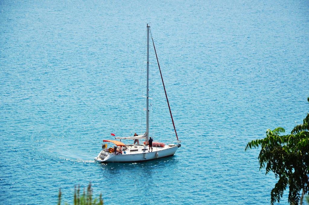 Fotografia z galérie ubytovania Unique Kefalonia Villa 2 Bedrooms Villa Kalou Cottage Breath Taking Sea Views Lourdas v destinácii Kefallonia
