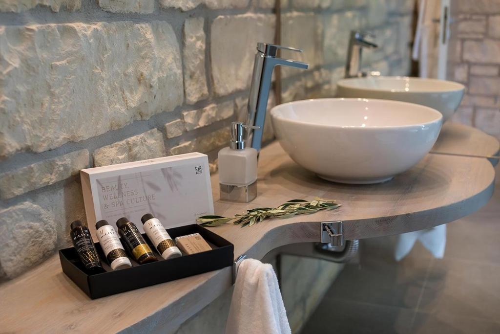 Zdjęcie z galerii obiektu Deluxe Crete Villa Villa Kronos 3 Bedroom Sea View Chania w mieście Kambiá