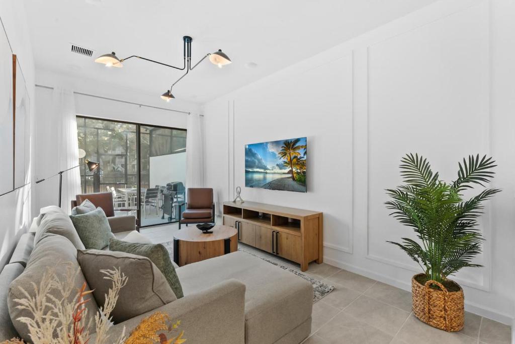 View of Lux 5BR Home, Game Room, 4 Suites & Private Pool, Orlando (updated ...
