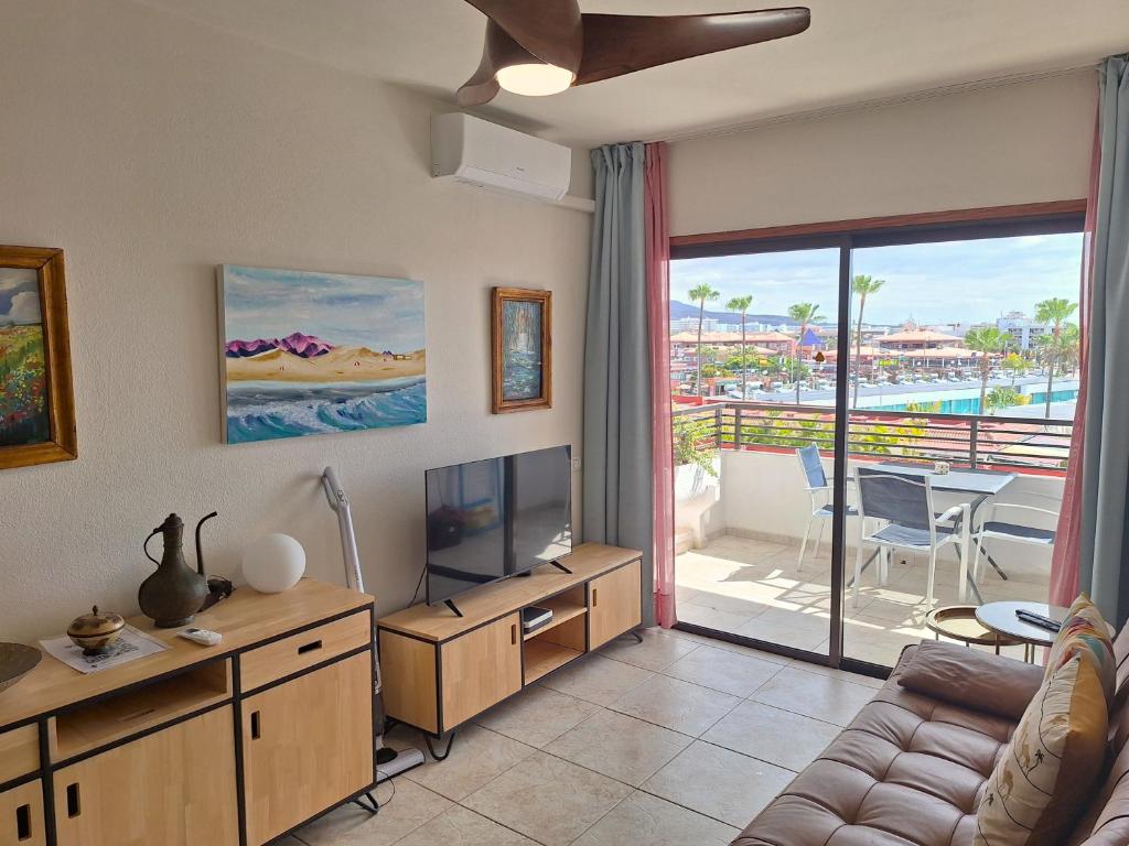 A seating area at Casa Iguazu - At the center of Playa del Inglés