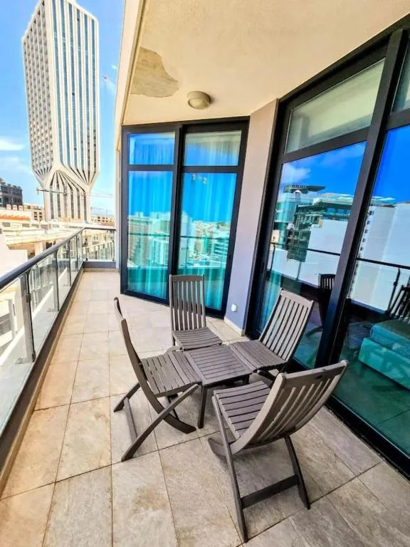 Stylish apartment in the Prime Location