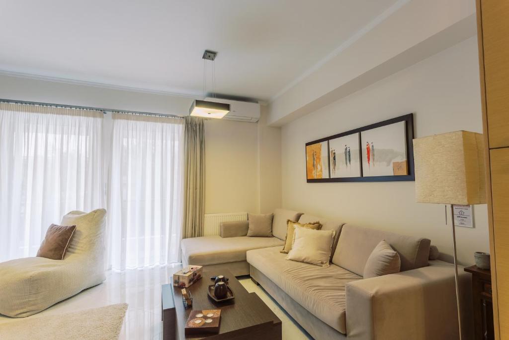 Cozy 2 Bedroom Apartment Gaia by Philoxenia