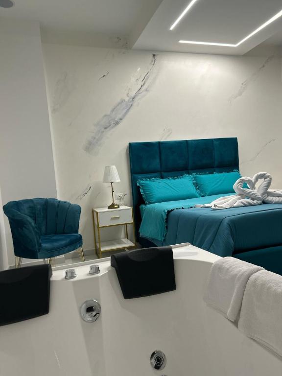 Miranapoli Suite