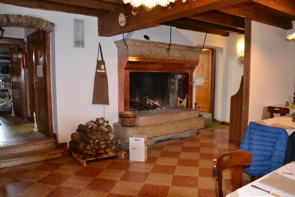A seating area at Locanda Al Centrale