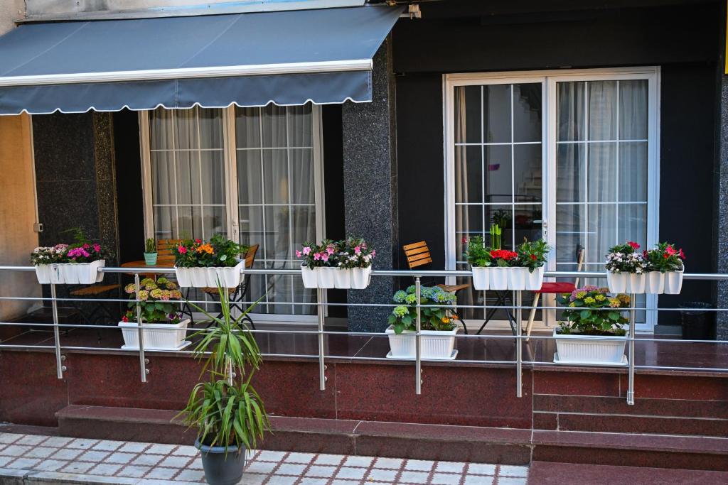 Balkón nebo terasa v ubytování Kuta's City Center