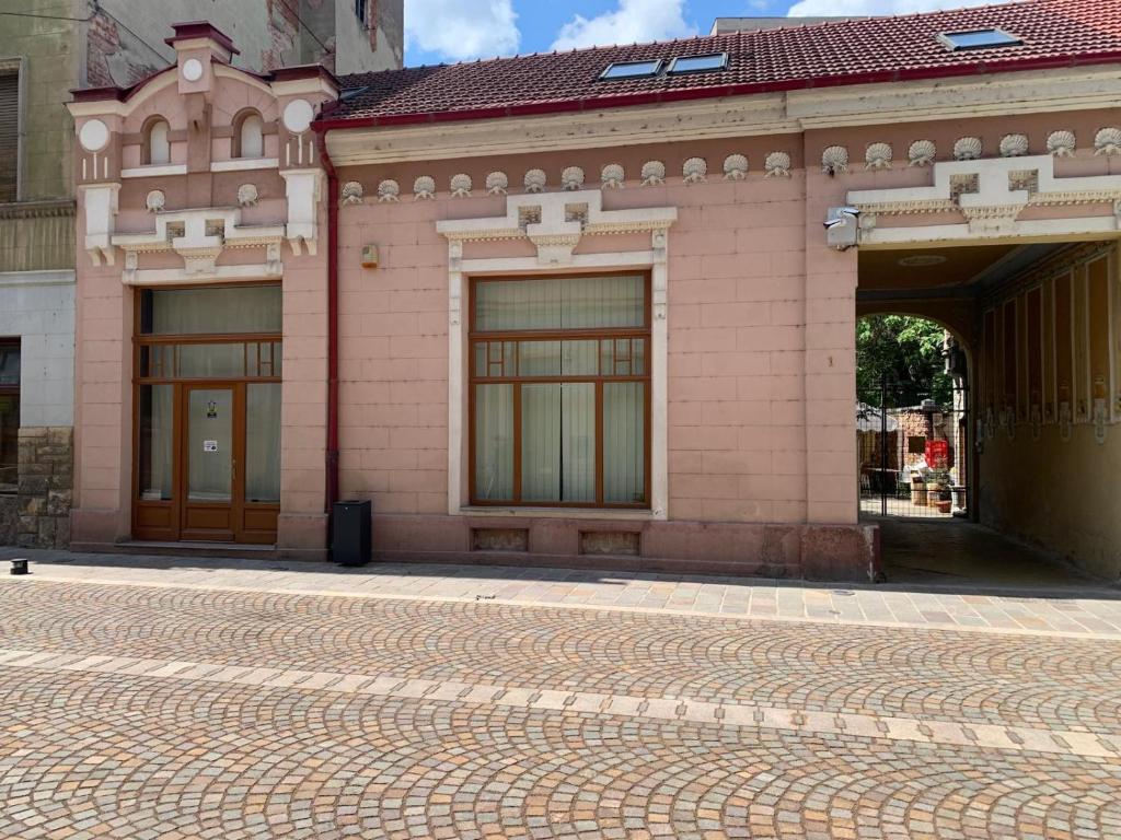 Fotografie z fotogalerie ubytování Casa Central Luxury v destinaci Oradea