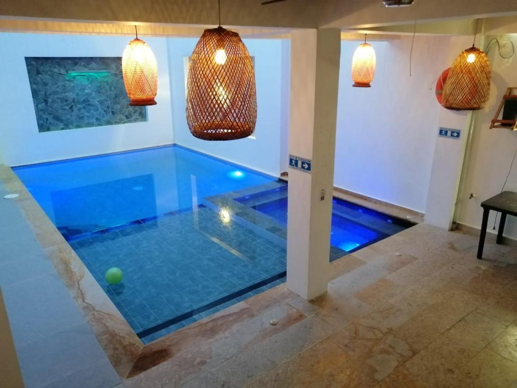 Bazén v ubytování Hotel Glorial nebo v jeho okolí