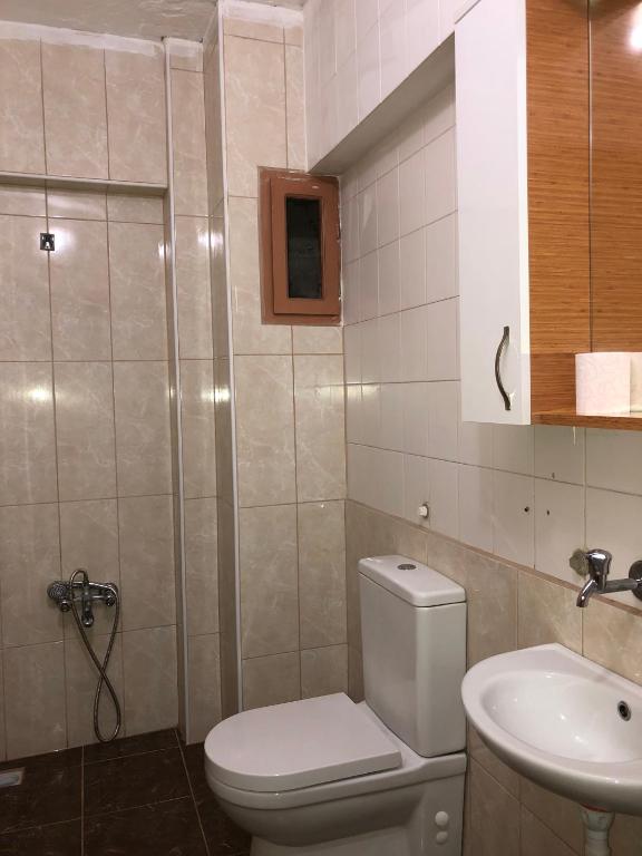 A bathroom at Trabzon Star Pension