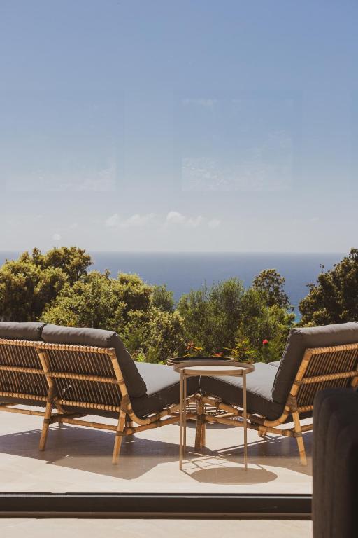 Photo de la galerie de l'établissement Casa Contorba - Vue mer exceptionnelle & tranquillité au cœur du maquis, à Olmeto