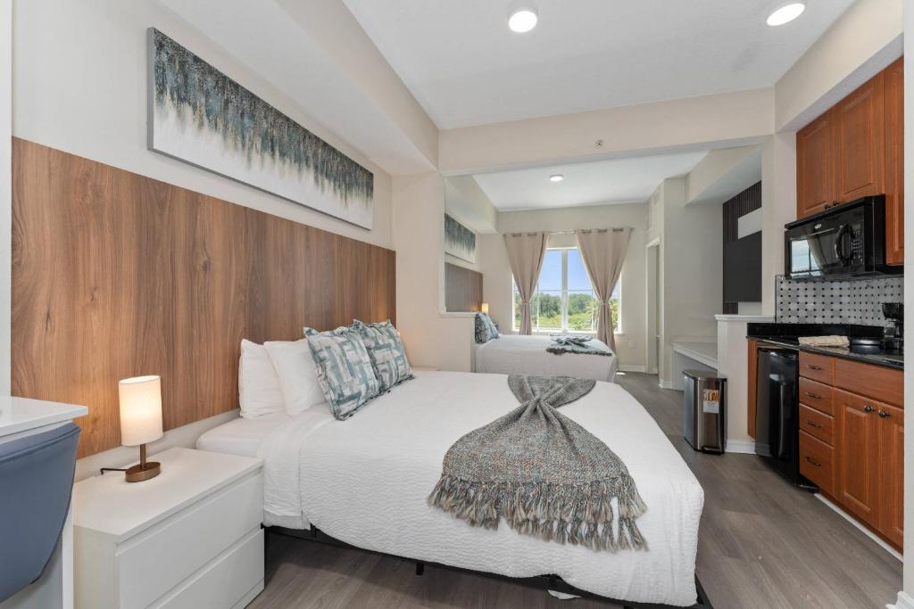 Η κουζίνα ή μικρή κουζίνα στο King Queen Spacious Studio Near Universal