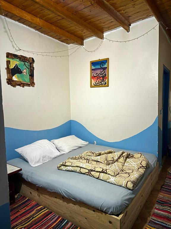Postel nebo postele na pokoji v ubytování Elrayga Camp Dahab
