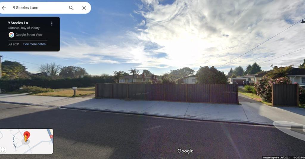 3 Bedroom serviced House A, 9 Steeles Lane - Resim 10