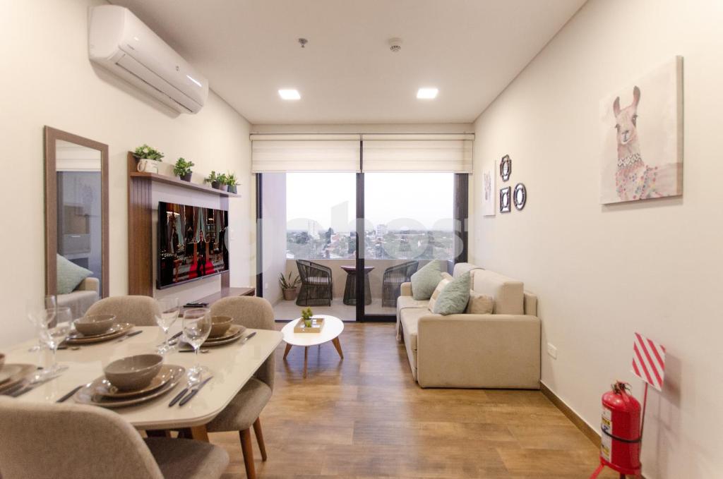 Posezení v ubytování New 2 Bedroom Apartment In Las Lomas