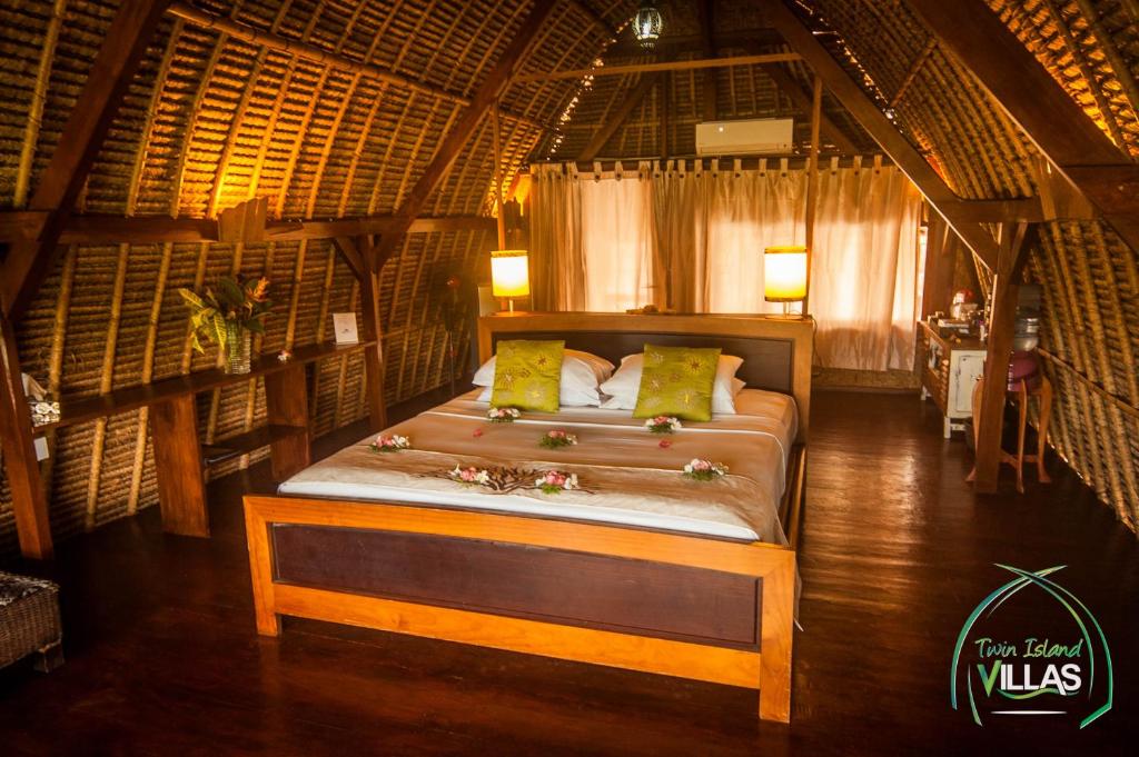 Twin Island Villas & Dive Resort - Treetop - Double Room With Sea View