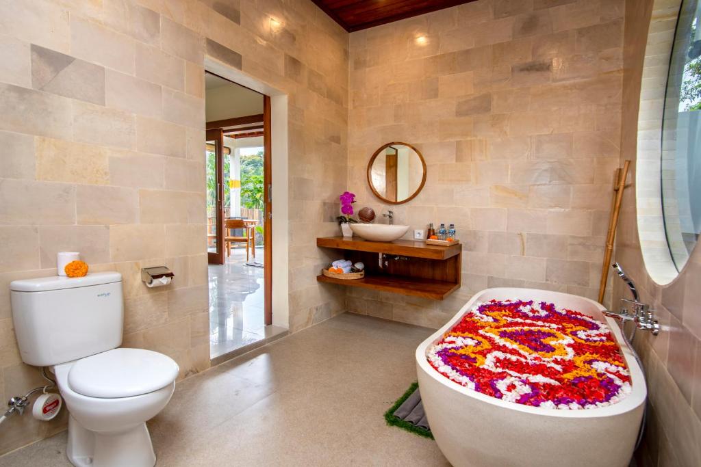 Bagno di Jatining Ubud Villa & Spa
