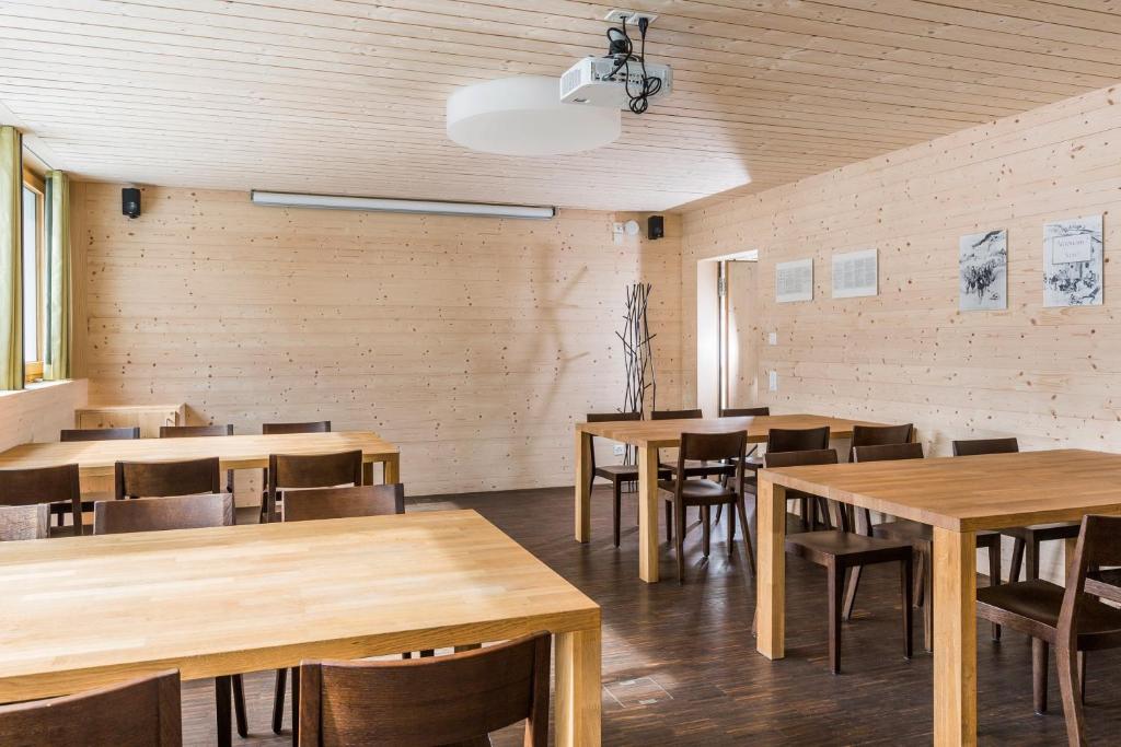 Ресторан / й інші заклади харчування у Nova Casa Spinatscha Sedrun
