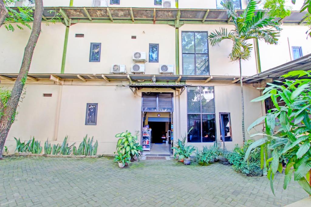 OYO Life 2928 Rumah Ceria - Housity