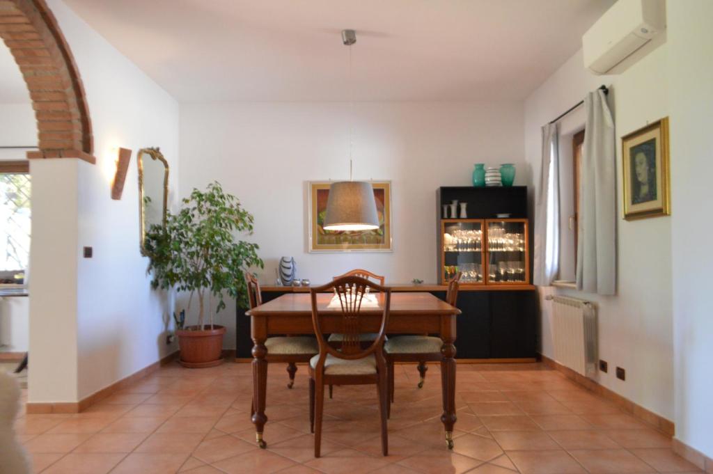 Fotografia z galérie ubytovania Villa Collebelvedere - Near Rome with Home Restaurant v destinácii Fara in Sabina