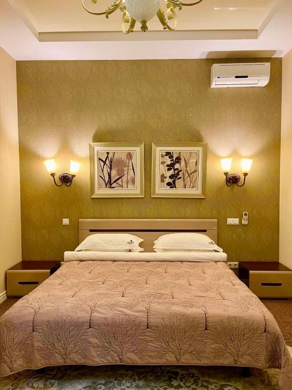 Postel nebo postele na pokoji v ubytování Villa-Sofia Mini-hotel