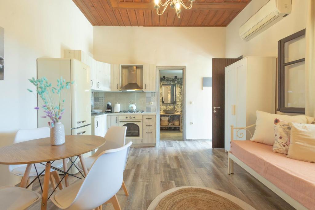 Sophia Areopoli Town Square - 16