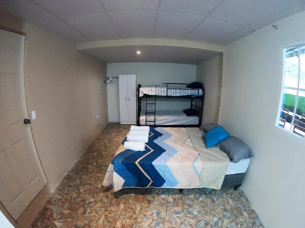 Ένα ή περισσότερα κρεβάτια σε δωμάτιο στο Apartamento económico familiar