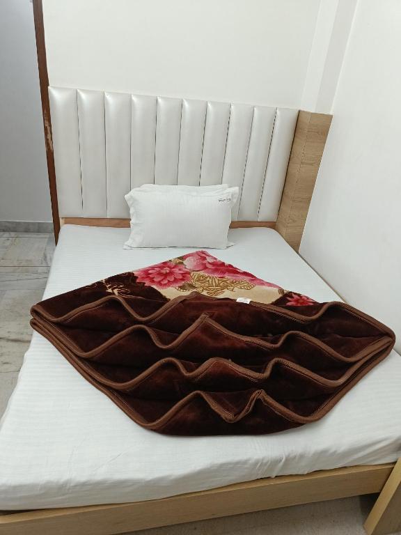 لابی و فضای عمومی Hotel Leo - تصویر ۵