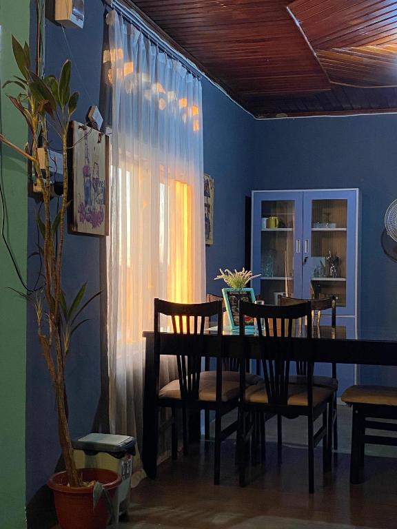 Fotografie z fotogalerie ubytování Evergreen Lodge v destinaci Padang