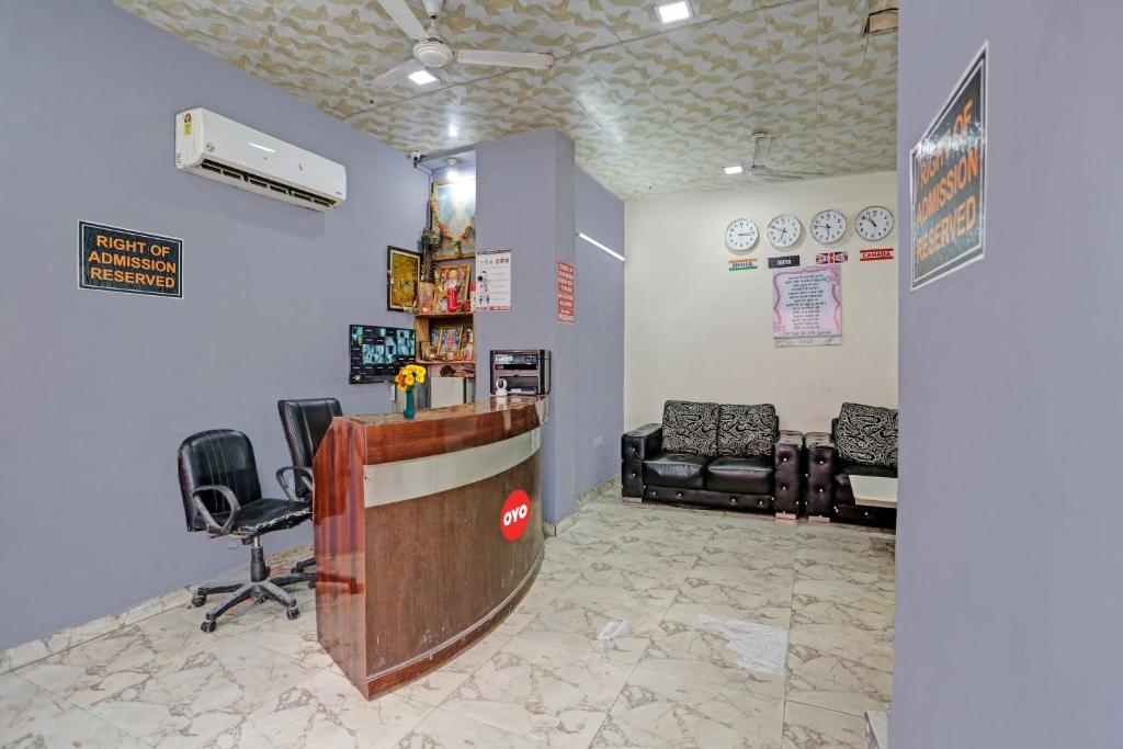 Fotografie z fotogalerie ubytování Hotel O Raas Near Hira Sweet v Novém Dillí