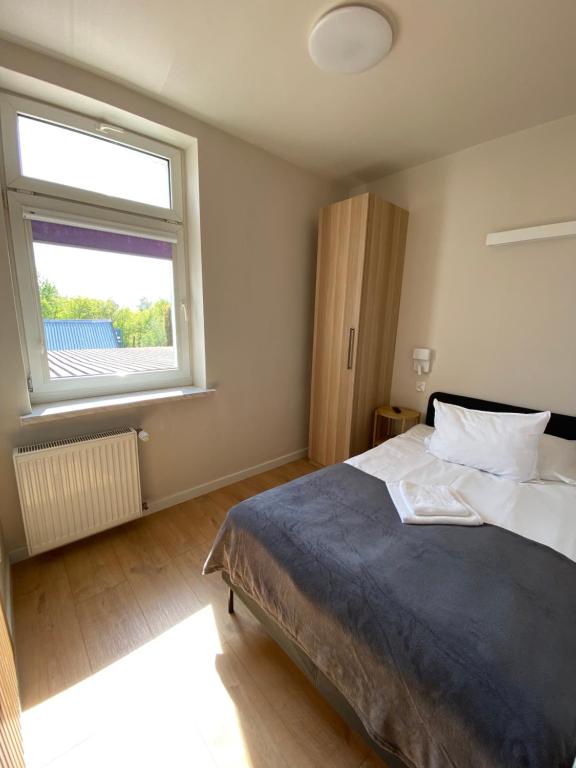 U Aktorów - Pokoje Gościnne - 12