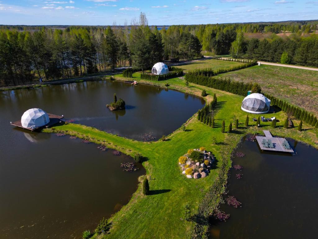 Příroda nedaleko luxury tent