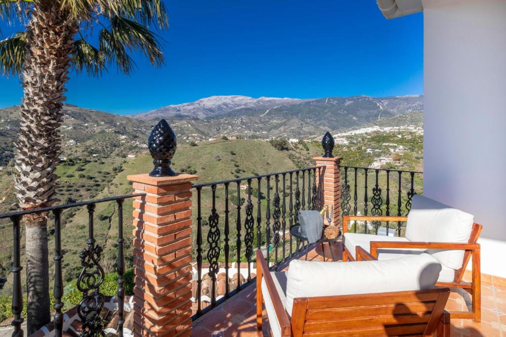 Malaga Hills Boutique Wellness and Hikers Eco-Hotel Adults Only - Habitación Superior Con Cama King