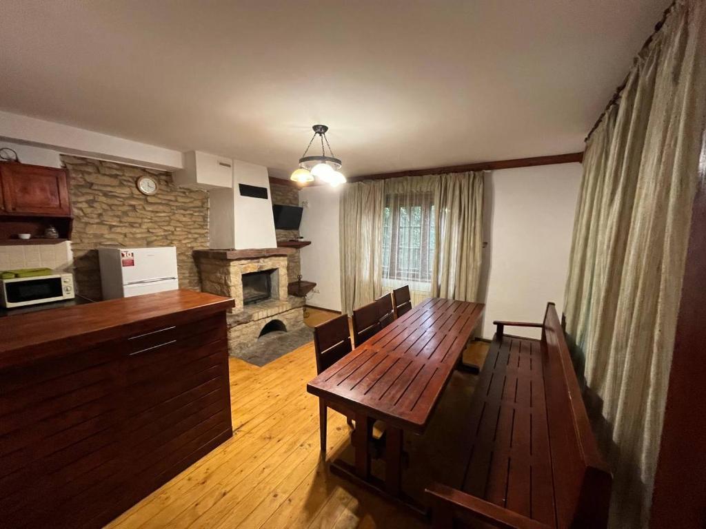 Køkken eller tekøkken på Вілла Білий Бізон Хмелева