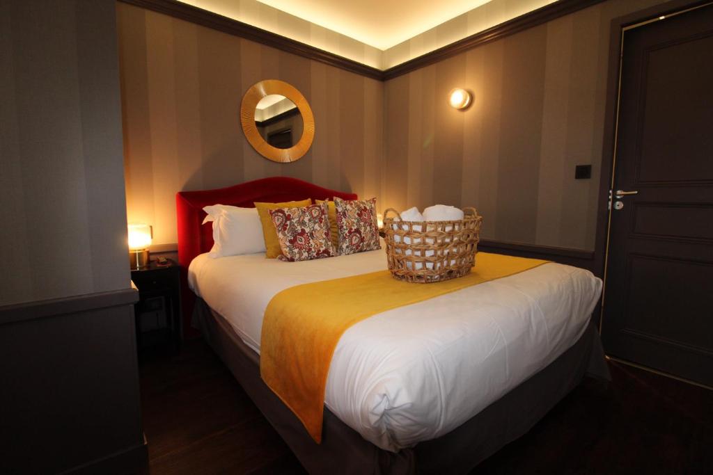 Alexandra - Resim 41