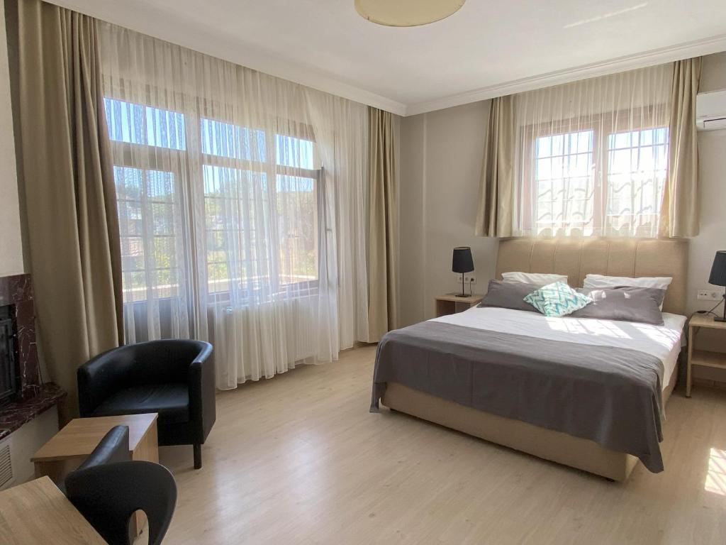 Kerpe Diem Otel - Habitación Cuádruple Con Balcón